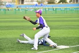 为什么客队球员在进入异地球场前需要进行视力对环境亮度的特殊适应